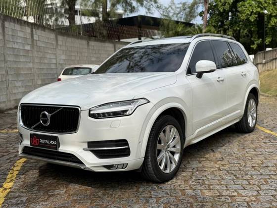 VOLVO XC90 2.0 MOMENTUM TURBO GASOLINA 4P 4X4 AUTOMÁTICO